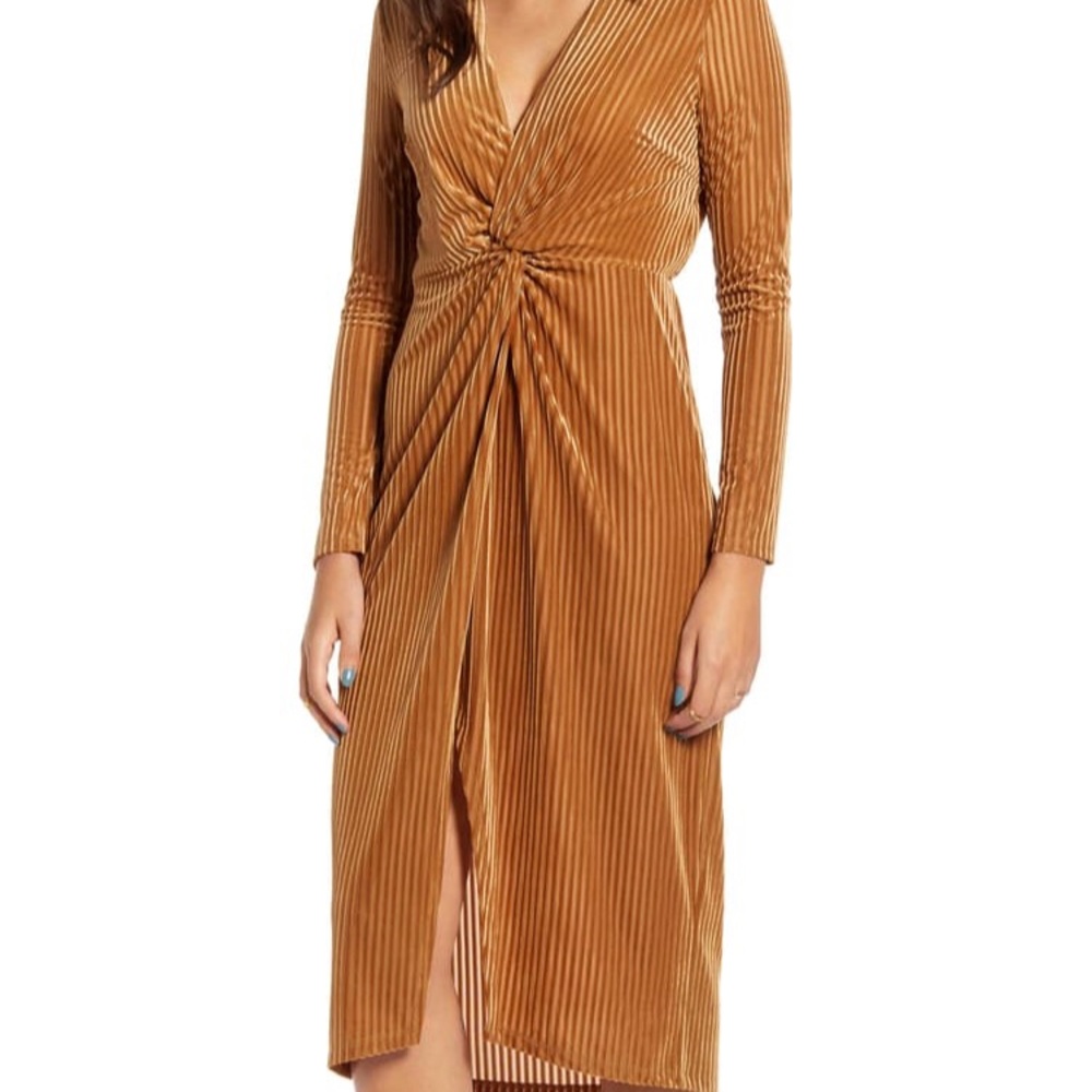 Knot long sleeve velvet rib midi dress. Size XS.